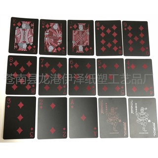 Bài Nhựa Đỏ Đen