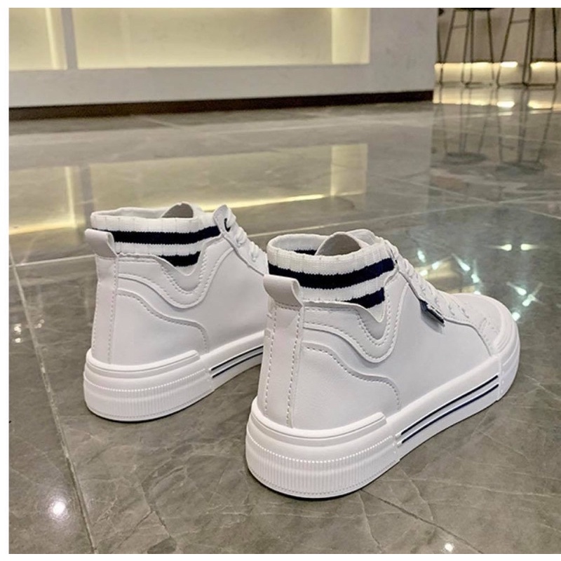 Giày thể thao co cao