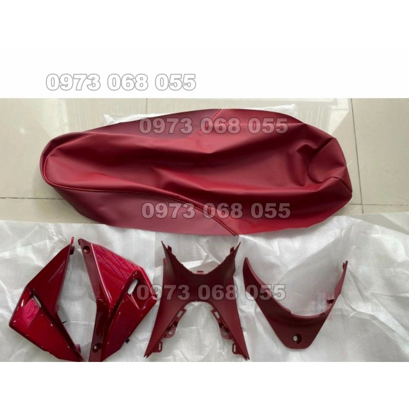 Da yên đỏ Honda Sonic, Winner may sẵn cao cấp
