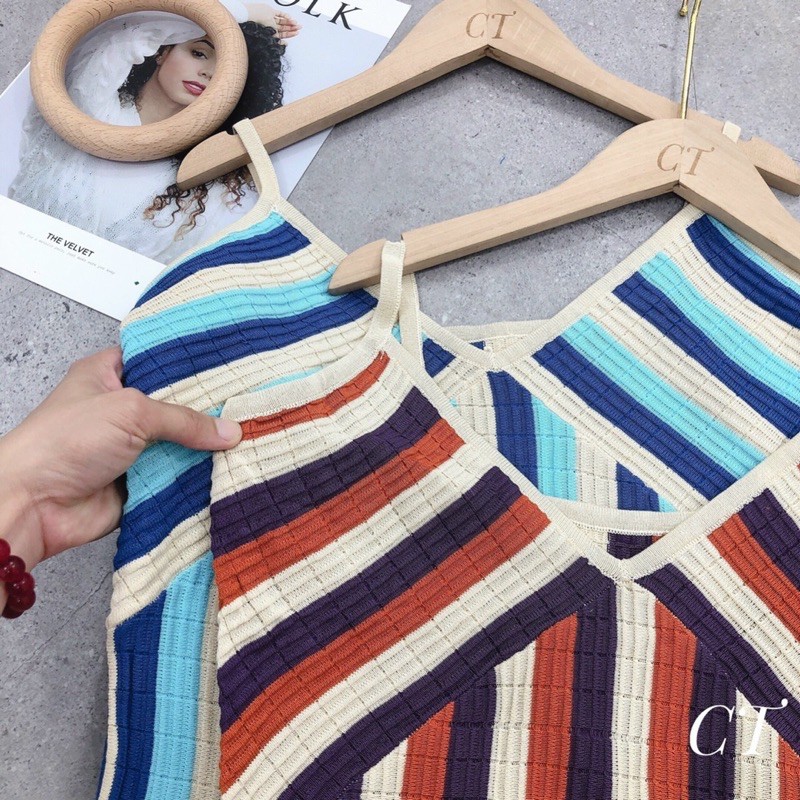 Váy len mỏng 2 dây kẻ cực xinh