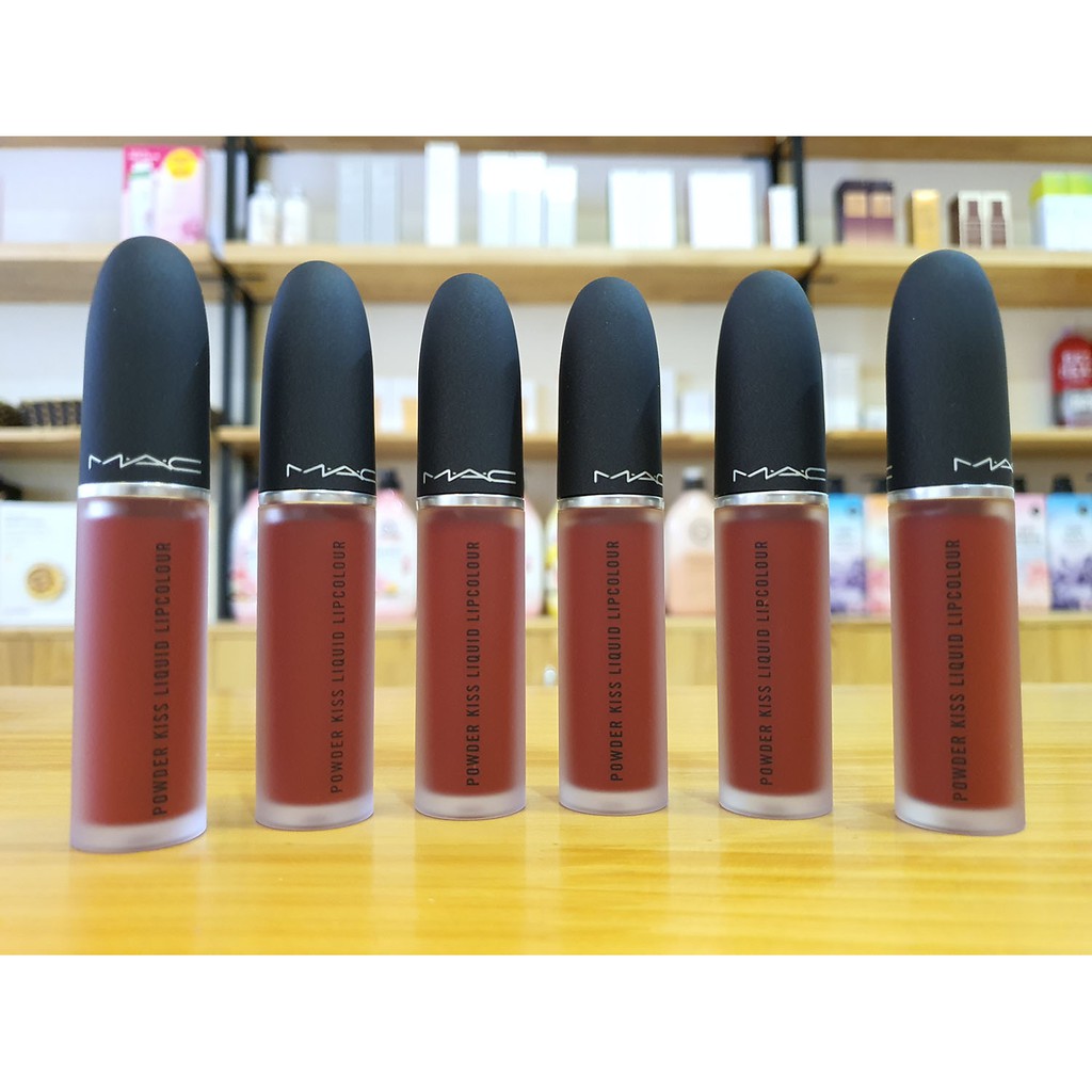 Son Kem Mac Powder Kiss Liquid Lipcolour Màu 991 Devoted To Chili – Đỏ Gạch