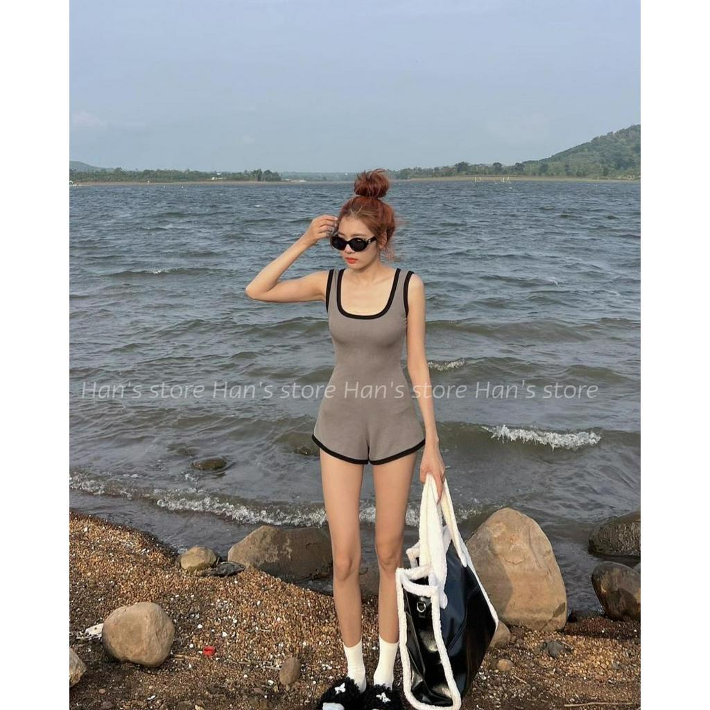 JUMPSUIT GÂN XÁM VIỀN ĐEN SHORT