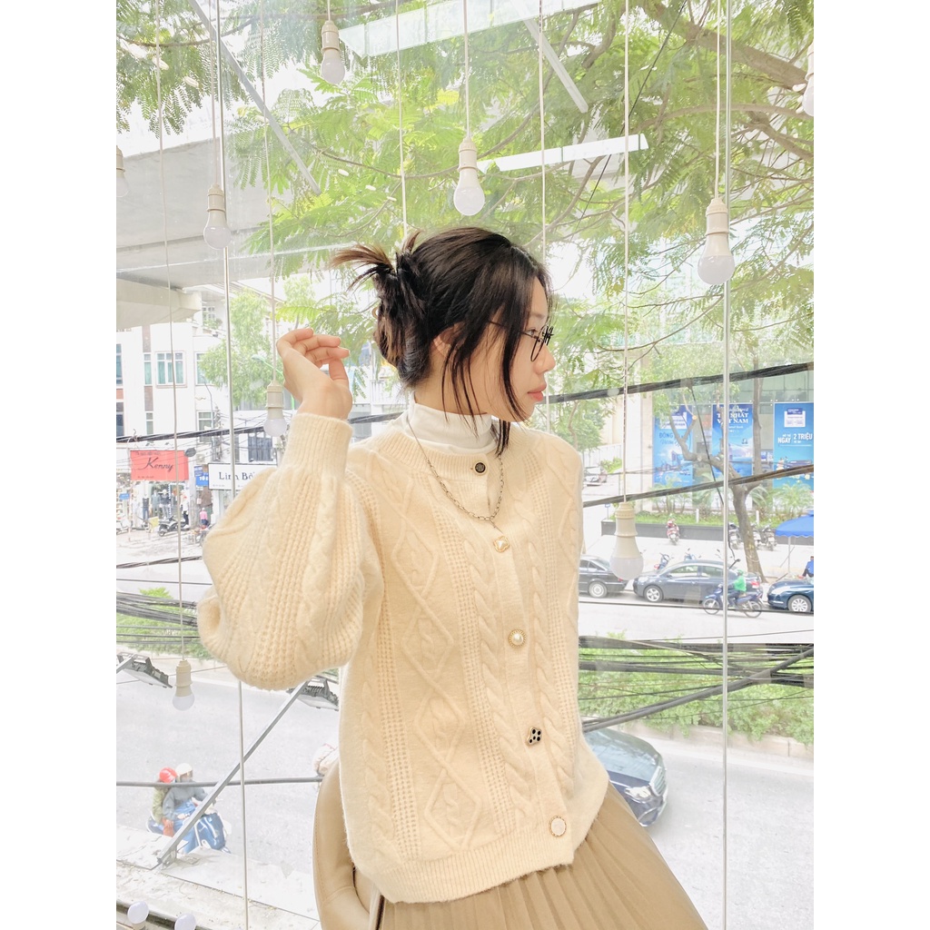 Cardigan cúc mix siêu xinh | BigBuy360 - bigbuy360.vn