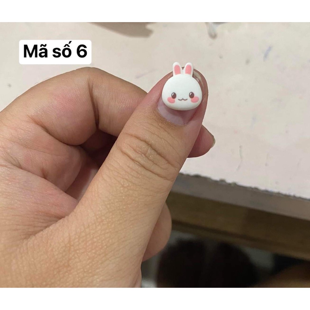Set 10 chamr hình thỏ trắng 06