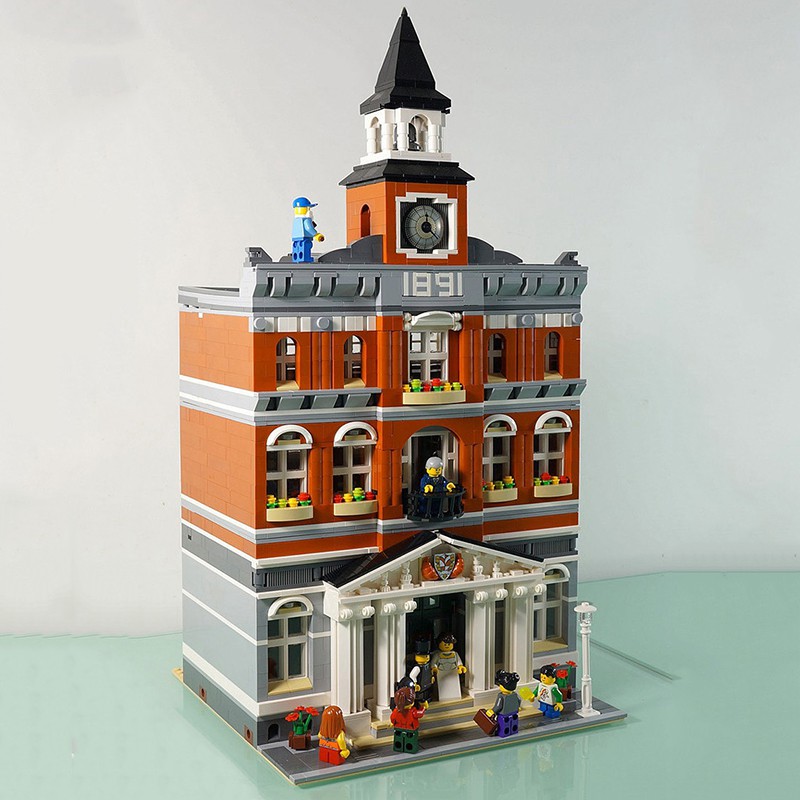 Đồ chơi Lắp ghép Mô hình Modular Houses town hall 15003 Tòa Thị Chính 99011