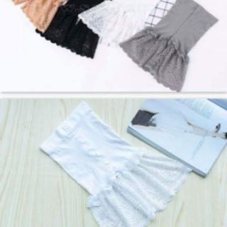 Quần phối ren mặc trong váy