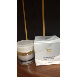 Kem dưỡng trắng Be’Pos Aqua Whitening Tone Up Cream