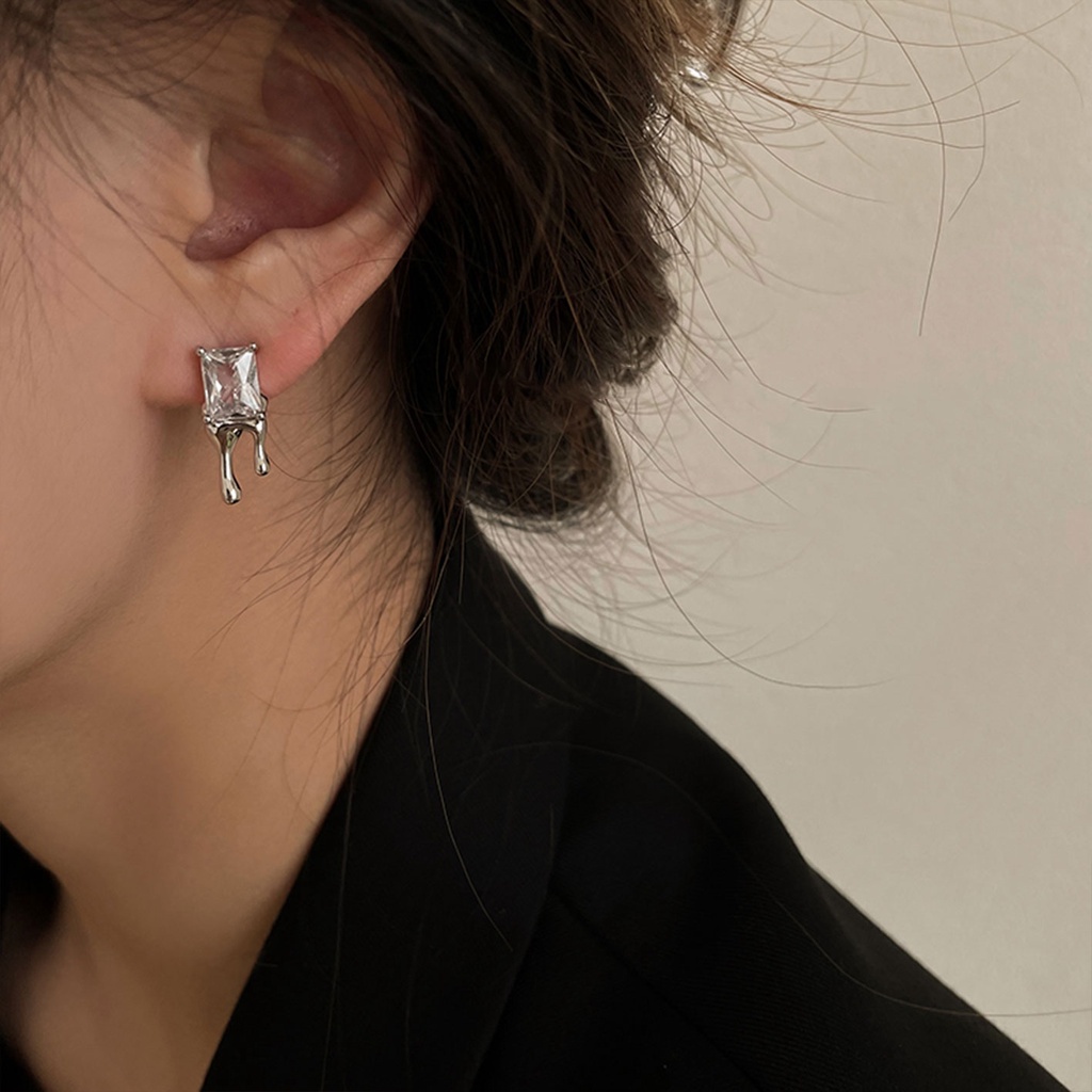 Bông Tai Mạ Bạc 925 Đính Đá Zircon Hình Giọt Nước Phong Cách Hàn Quốc Chất Lượng Cao