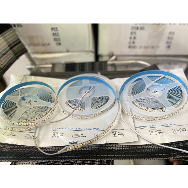 Led cuộn 240 led/m - 5m chạy 12V-DC