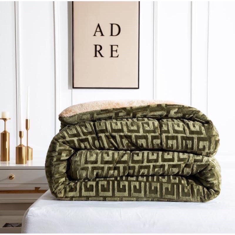 Chăn Lông Cừu LUXURY Chữ Vạn 3,3kg_Chăn Đại Hàn Siêu Ấm_ Hàng Cao Cấp Xuất Khẩu