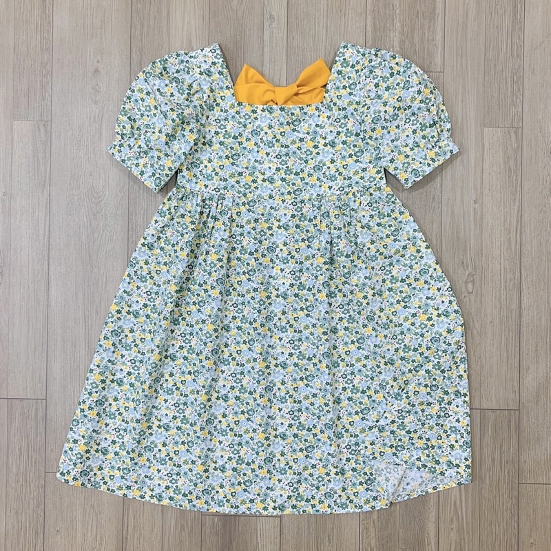 Đầm Melisa hoa nhí nơ vàng cho bé gái siêu xinh