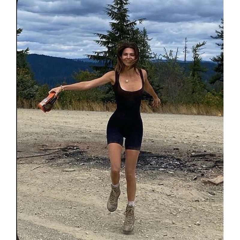 Bodysuit đùi sát nách