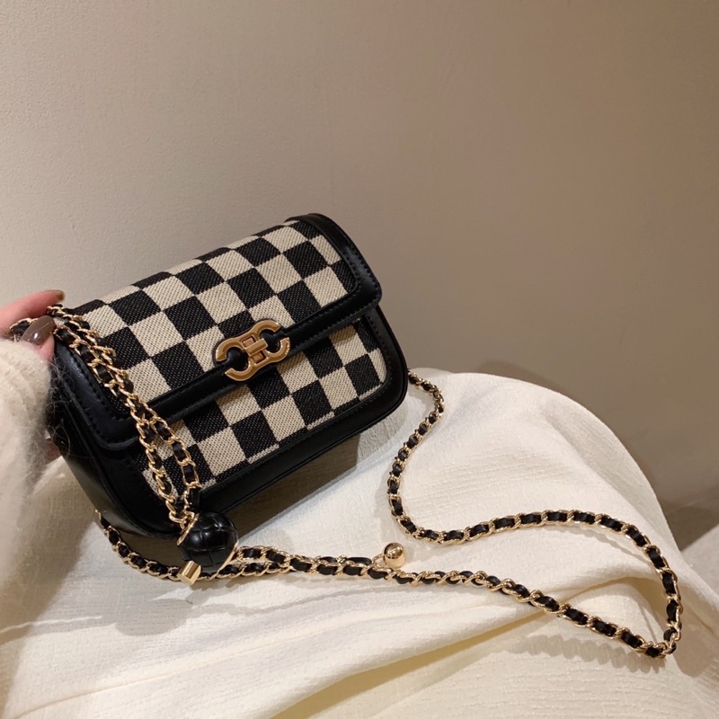 Túi 𝐂𝐡𝐢𝐨'𝟐𝐧𝐝 nền caro khóa kim loại