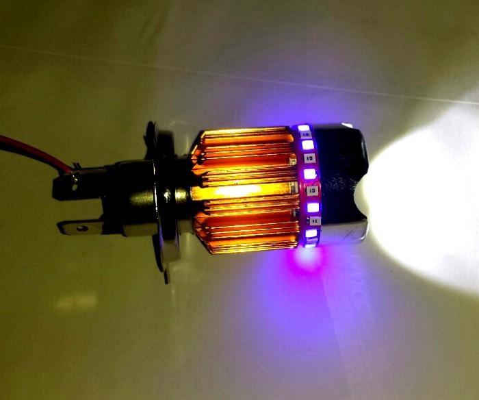 /Đèn xe máy/ Đèn led xe máy H4 có nhiều màu sắc đẹp, bắt mắt: xanh, tím, trắng, đỏ và chế