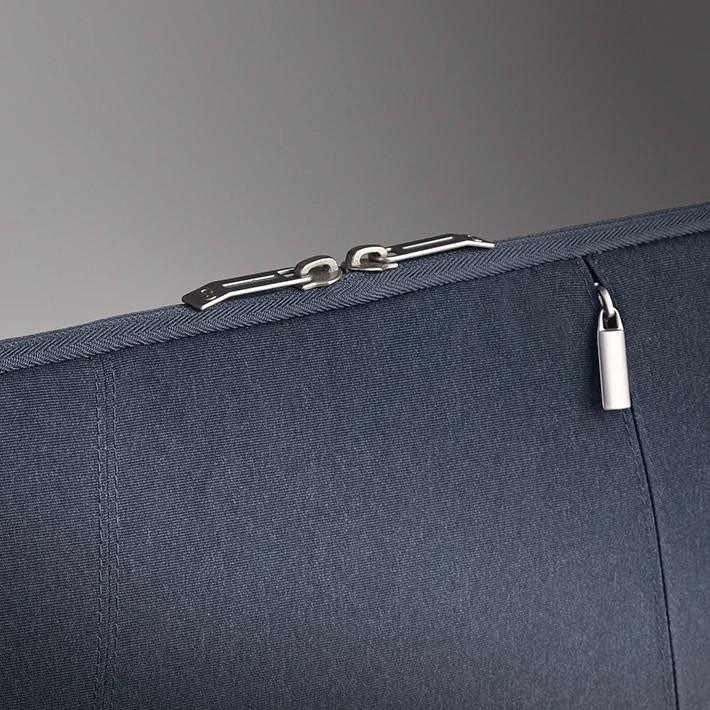 Túi chống sốc Solo Oswald dành cho Laptop 13.3 inch, Kích thước 27 x 37 x 2.54 cm - Hai màu Xanh và Xám .Mã SLV1613