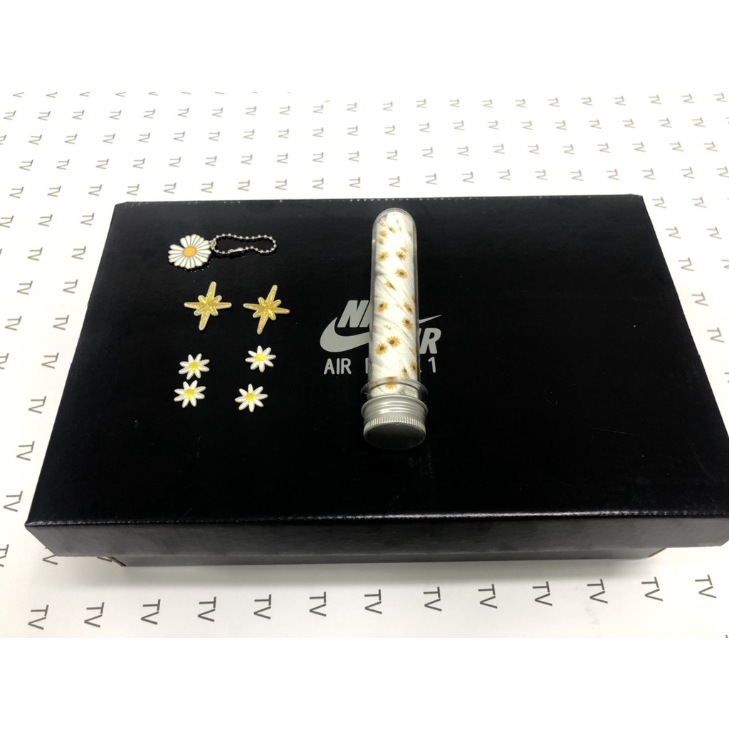 Giày AF1 Hoa Cúc Vàng Full Box
