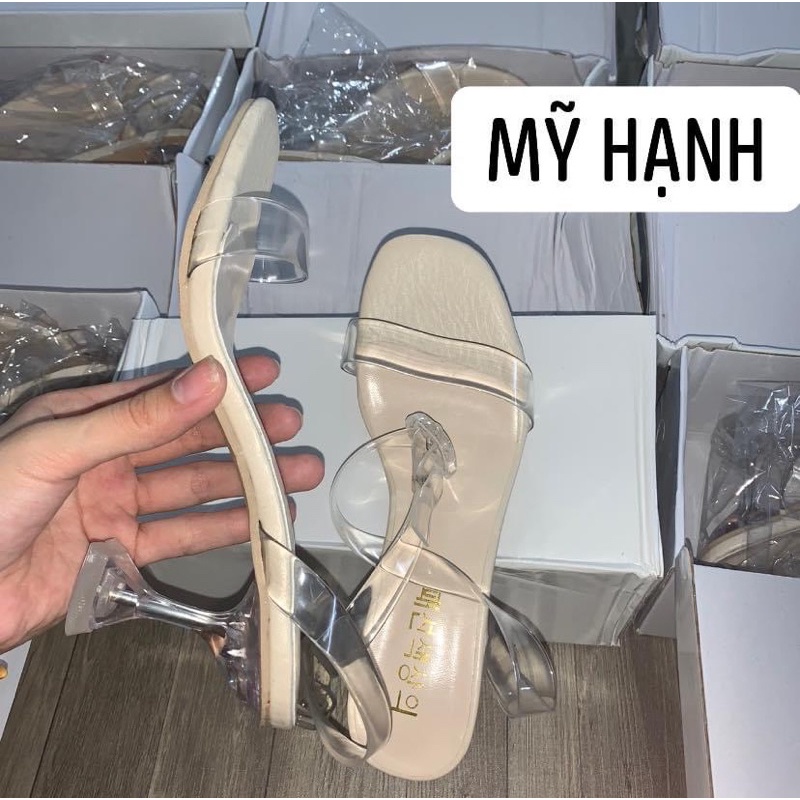 Guốc quai trong hàng Quảng Châu siêu xinh