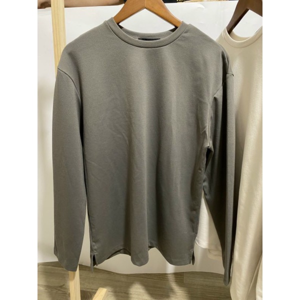 Áo nỉ Spao dư xịn, date mới hàng đang on web siêu ấm dày dặn