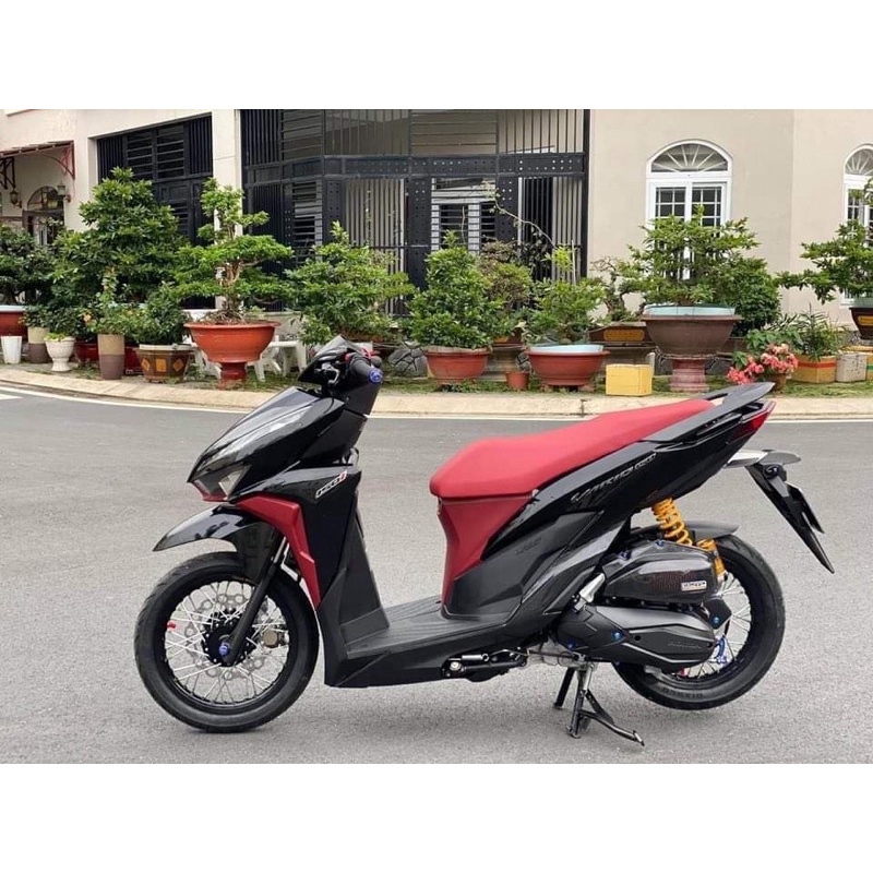 Nhựa nhám đỏ / nhám xám vario click 2018 - 2021