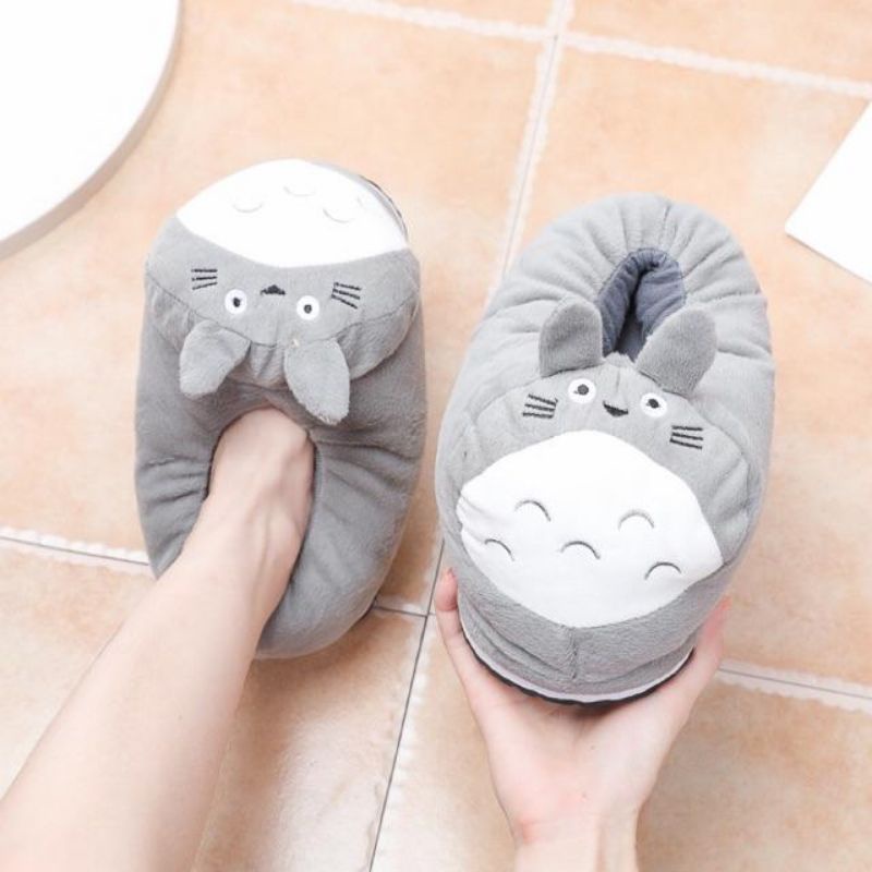 Dép bông mang trong nhà hình gấu