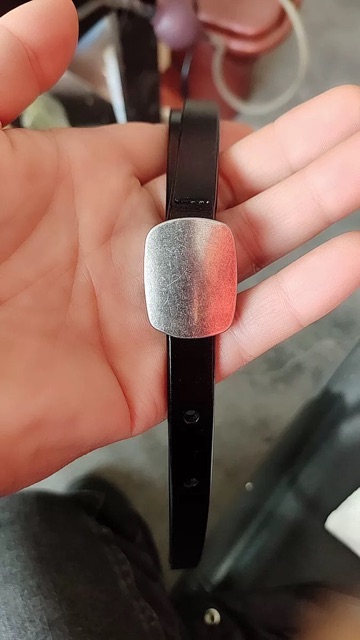 Belt-dây lưng bản nhỏ mặt bầu dục retro