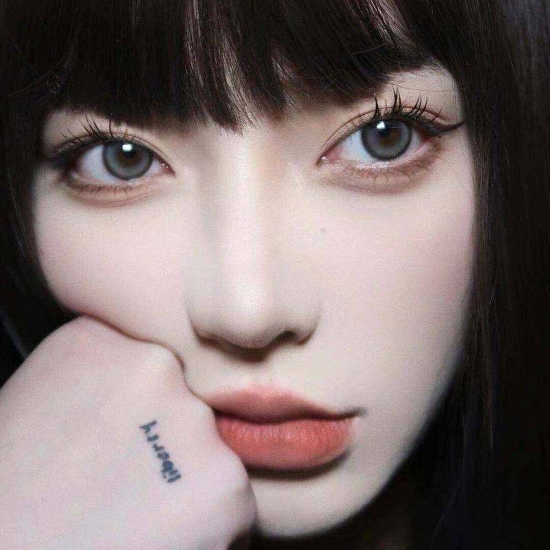 Kính Áp Tròng Nhiều Màu Sắc 14.5mm