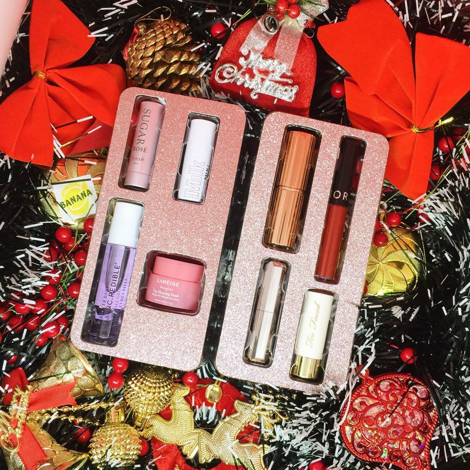 Set son Happpy Holiday from Sephora "Give Me More Lip"