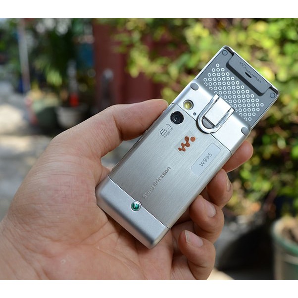 ĐIỆN THOẠI SONY ERICSSON W995 CHÍNH HÃNG