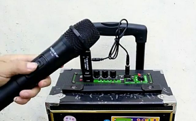 [LOẠI 1 ÂM TỐT]💥Micro Karaoke Không Dây V10 Dành Cho Loa Kéo, Amly, Loa Xách Tay Bluetooth.