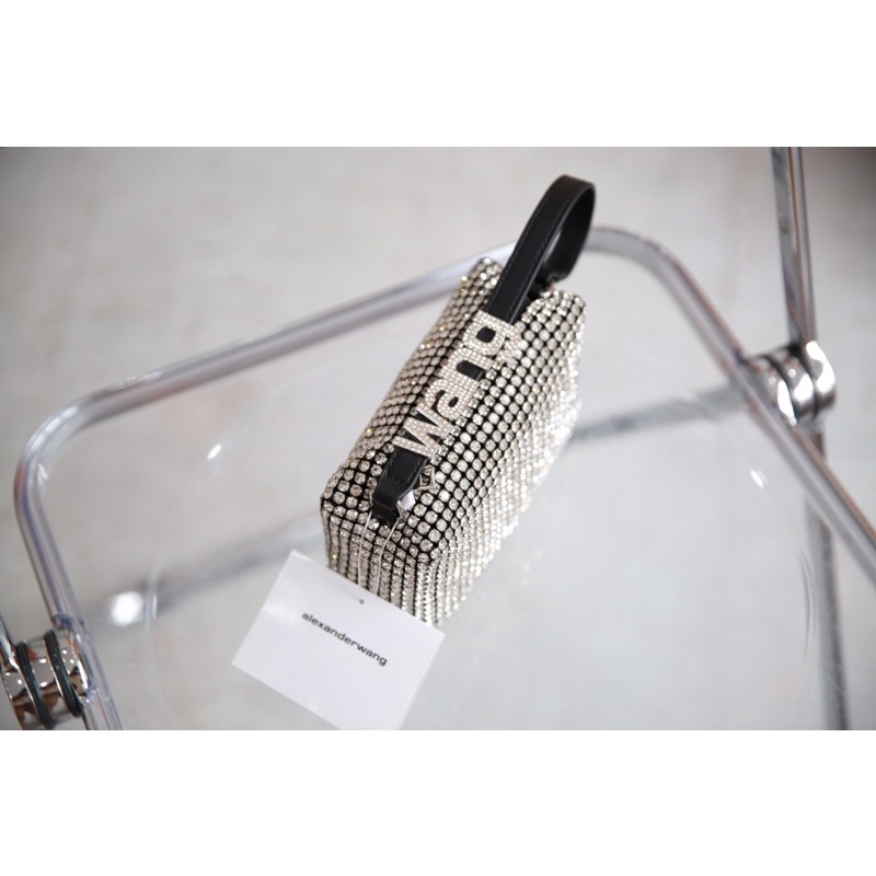 Túi Wang đính đá