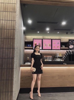 ĐẦM CỔ U HAI TÚI