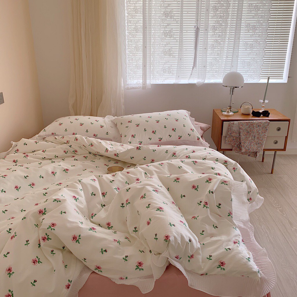 Bộ Chăn Ga Gối Cotton 100% Viền bèo Ren xu hương Vintage in hoa nổi bật