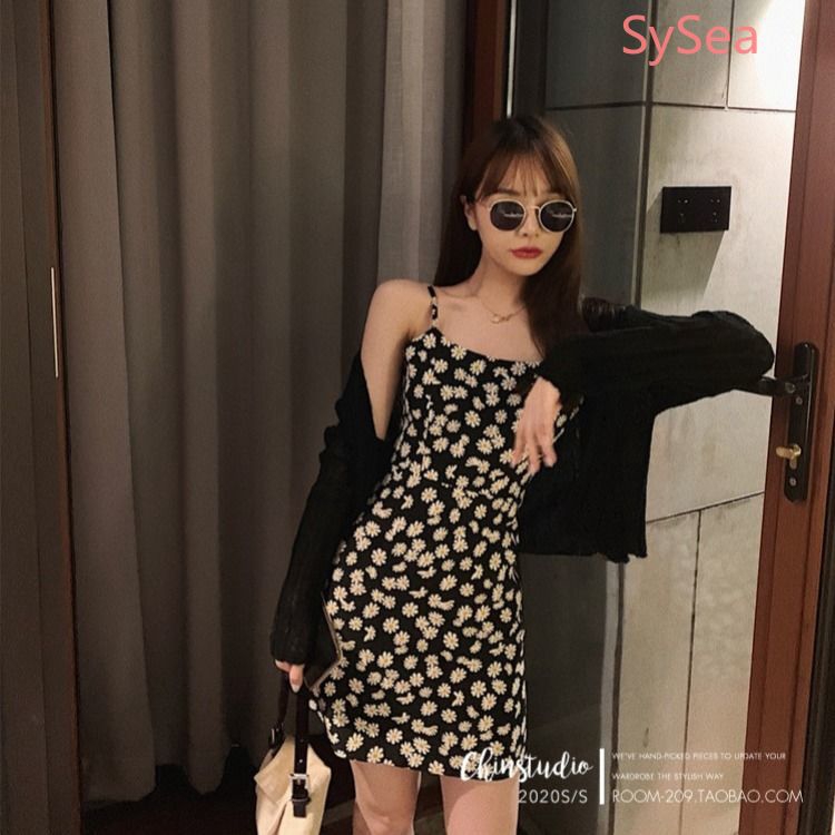 Đầm Hoa Cúc Dự Tiệc Tối