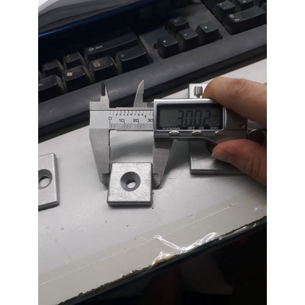 Bịt đầu nhôm định hình 3030