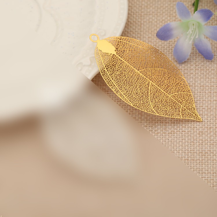 1 phiến họa tiết gân lá 75*39.5mm