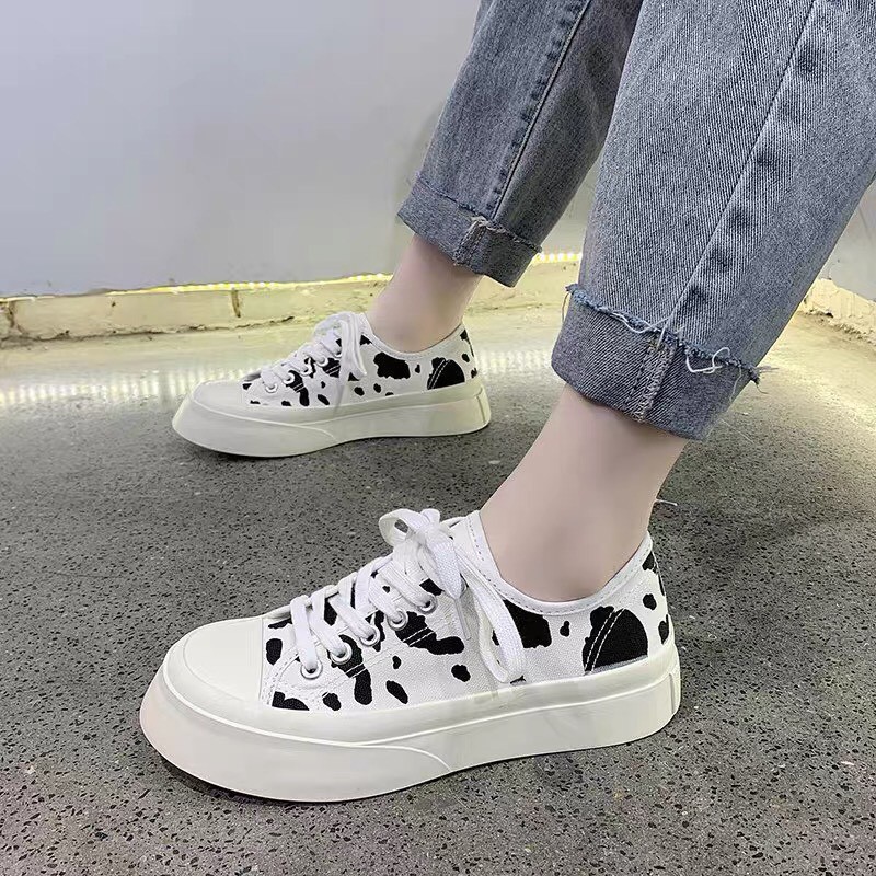 [Mã FAGREEN245 giảm 10% tối đa 30k đơn từ 99k] Free ship Giày thể thao nữ , giày sneaker nữ họa tiết bò sữa xinh xắn | BigBuy360 - bigbuy360.vn