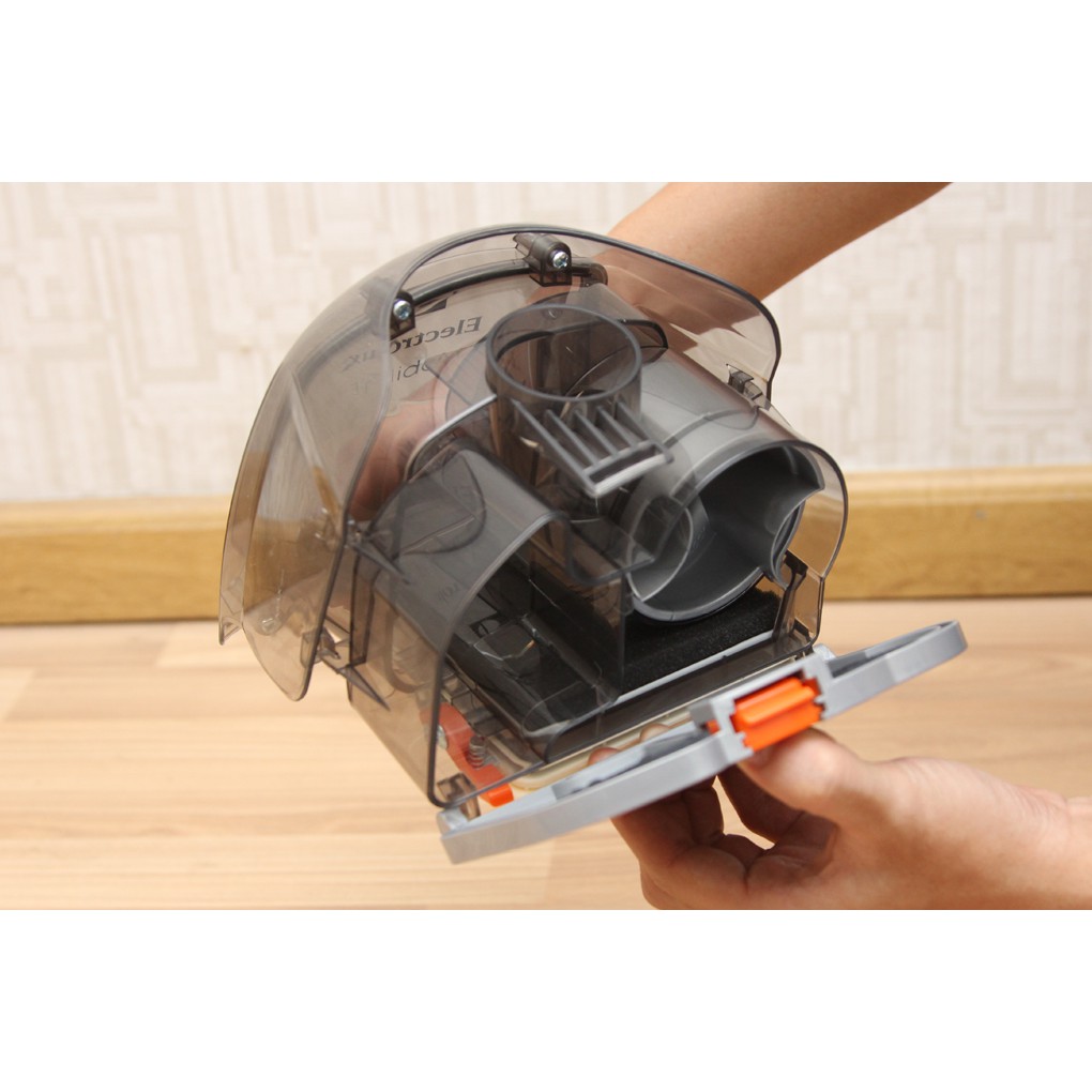 Máy hút bụi Electrolux 1800W ZLUX1811 đầu hút sàn hút khe