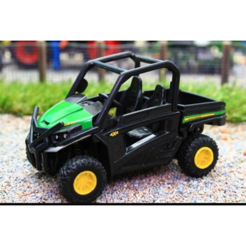 Mô hình xe John Deere tỷ lệ 1:32