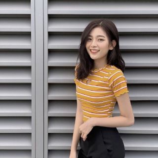Áo kiểu croptop SỌC cut-out