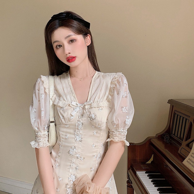 Đầm hoa nhí nữ Emilyshop tay ngắn midi