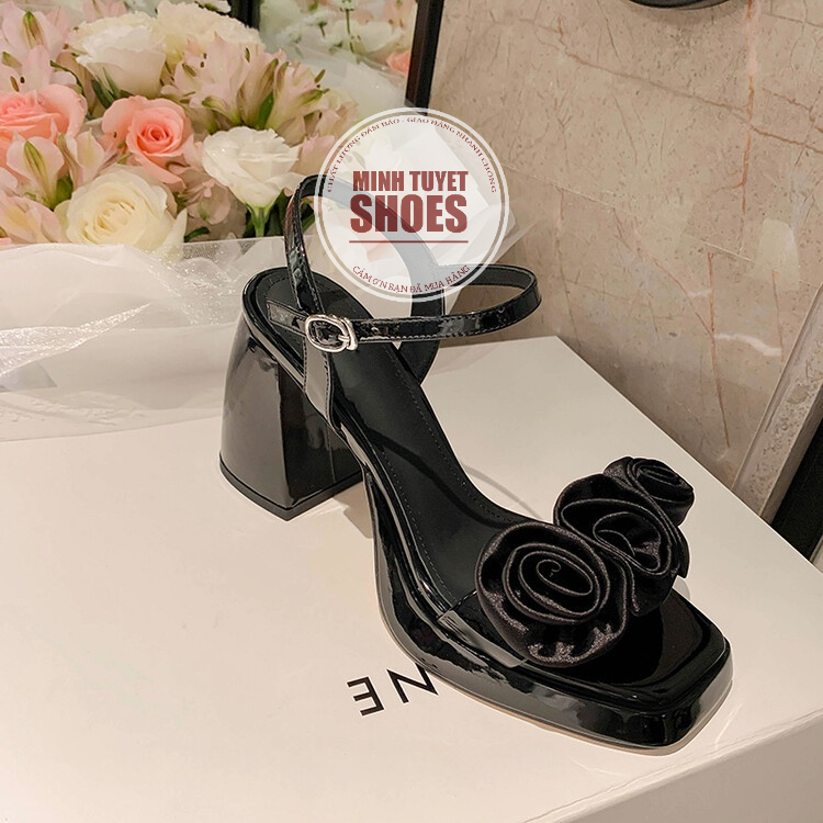 giày sandal cao gót 9cm đi tiệc minhtuyetshoes đế vuông mũi đúp quai ngang hoa lụa xinh xắn mẫu mới 2023