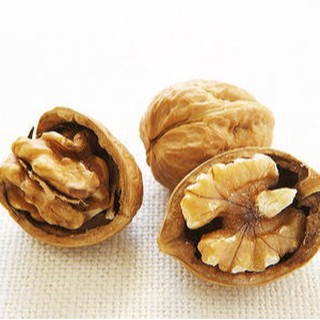 Hạt óc chó hữu cơ đã tách vỏ Organic Walnut