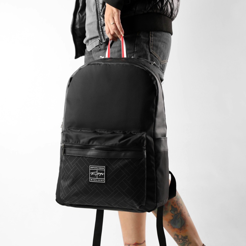 Balo Mini Tommy Hilfiger MCMLXXXV Có Ngăn Đựng Laptop