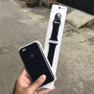 Set Black Ốp iPhone và Dây Apple Watch Silicone