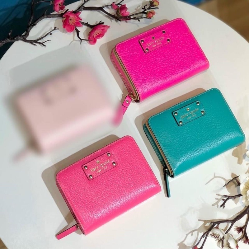 TNS-Ví ngắn cầm tay có ngăn tiền dài Kate spade-chất da mềm xịn sò-tone màu sáng
