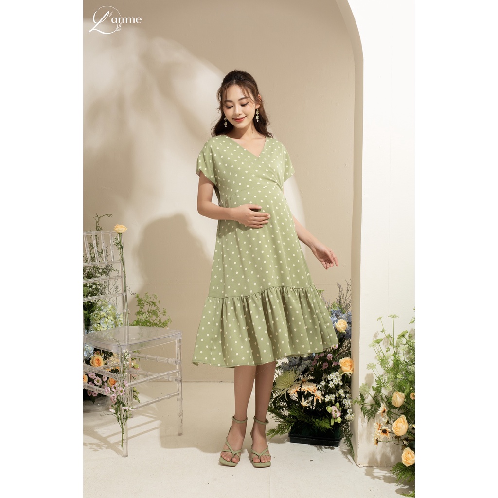 Váy bầu Dani Dress cổ tim chấm bi, chất voan mềm có lót thiết kế bởi LAMME