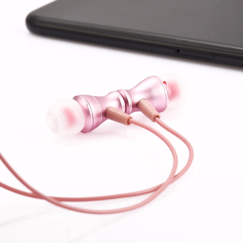 【YUKV】Professional 3.5mm Jack In Ear Wired Earphone With Microphone Volume