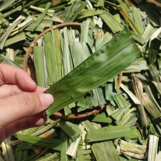 LÁ DỨA NẾP SẤY KHÔ 500g