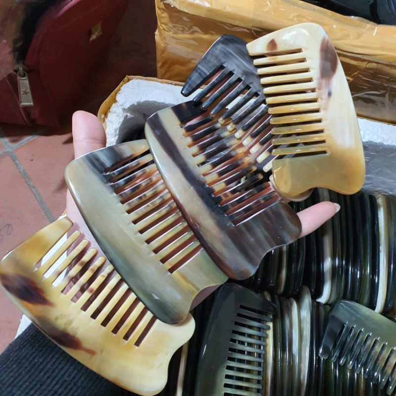 Lược Sừng Đa Năng-Lược mát xa đa năng bằng sừng