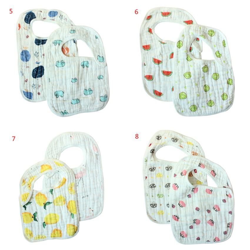 Set 2 yếm ăn cotton mềm mại in họa tiết xinh xắn dành cho các bé